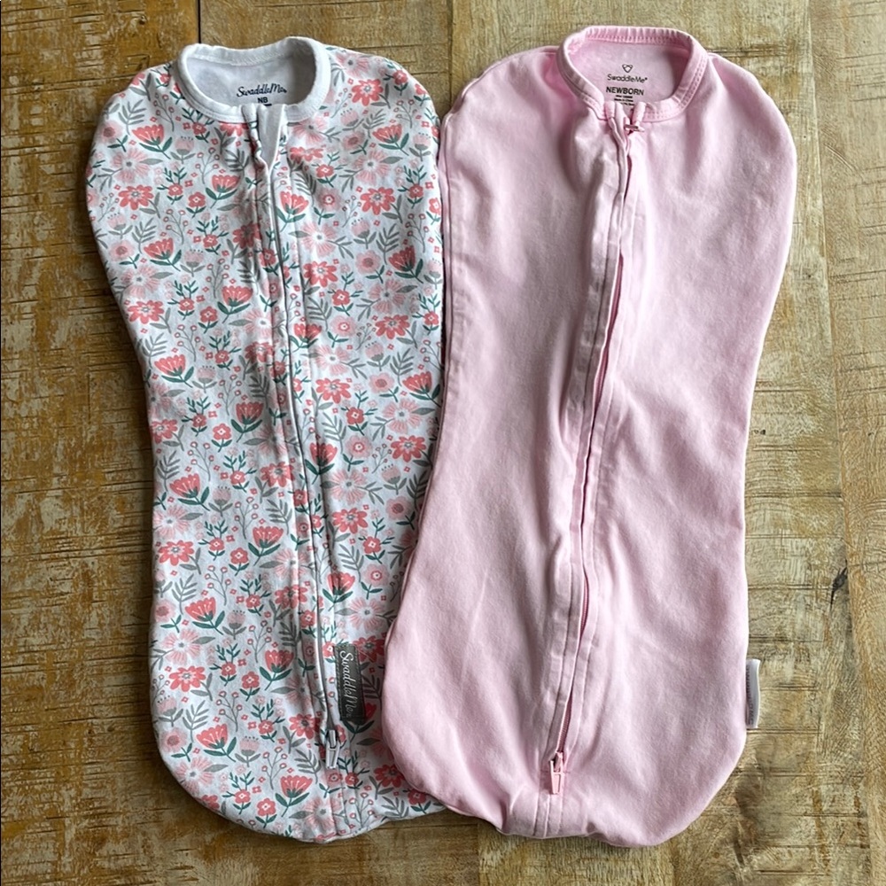 SwaddleMe Pink and Floral swaddles size Newborn